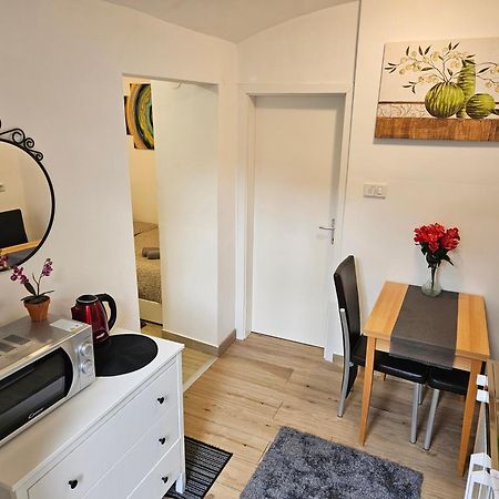 Apartment Maja - Strict Center Of 자그레브 외부 사진