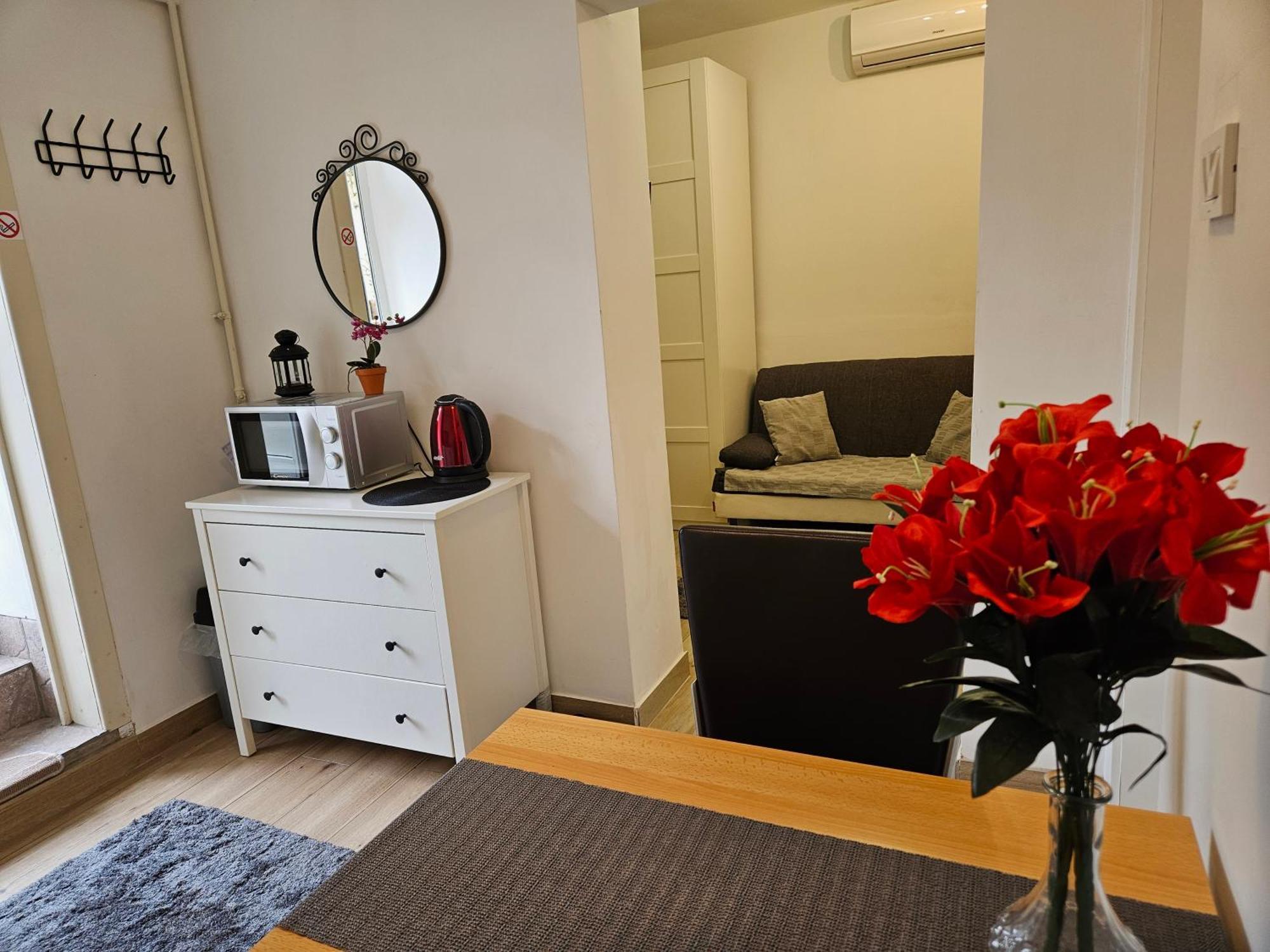 Apartment Maja - Strict Center Of 자그레브 외부 사진