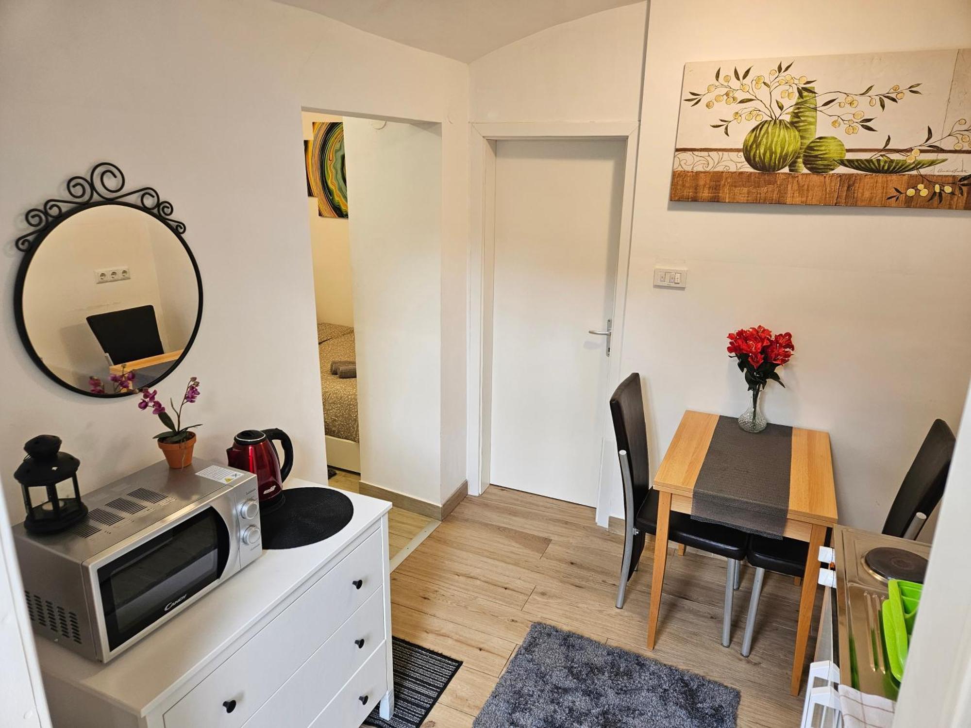 Apartment Maja - Strict Center Of 자그레브 외부 사진