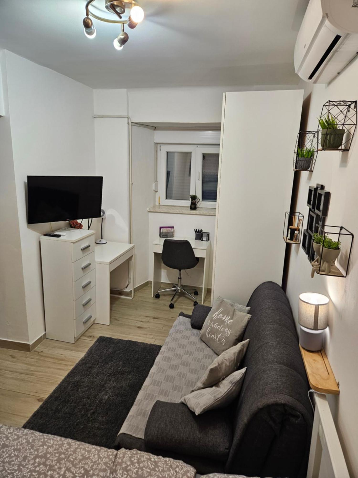 Apartment Maja - Strict Center Of 자그레브 외부 사진