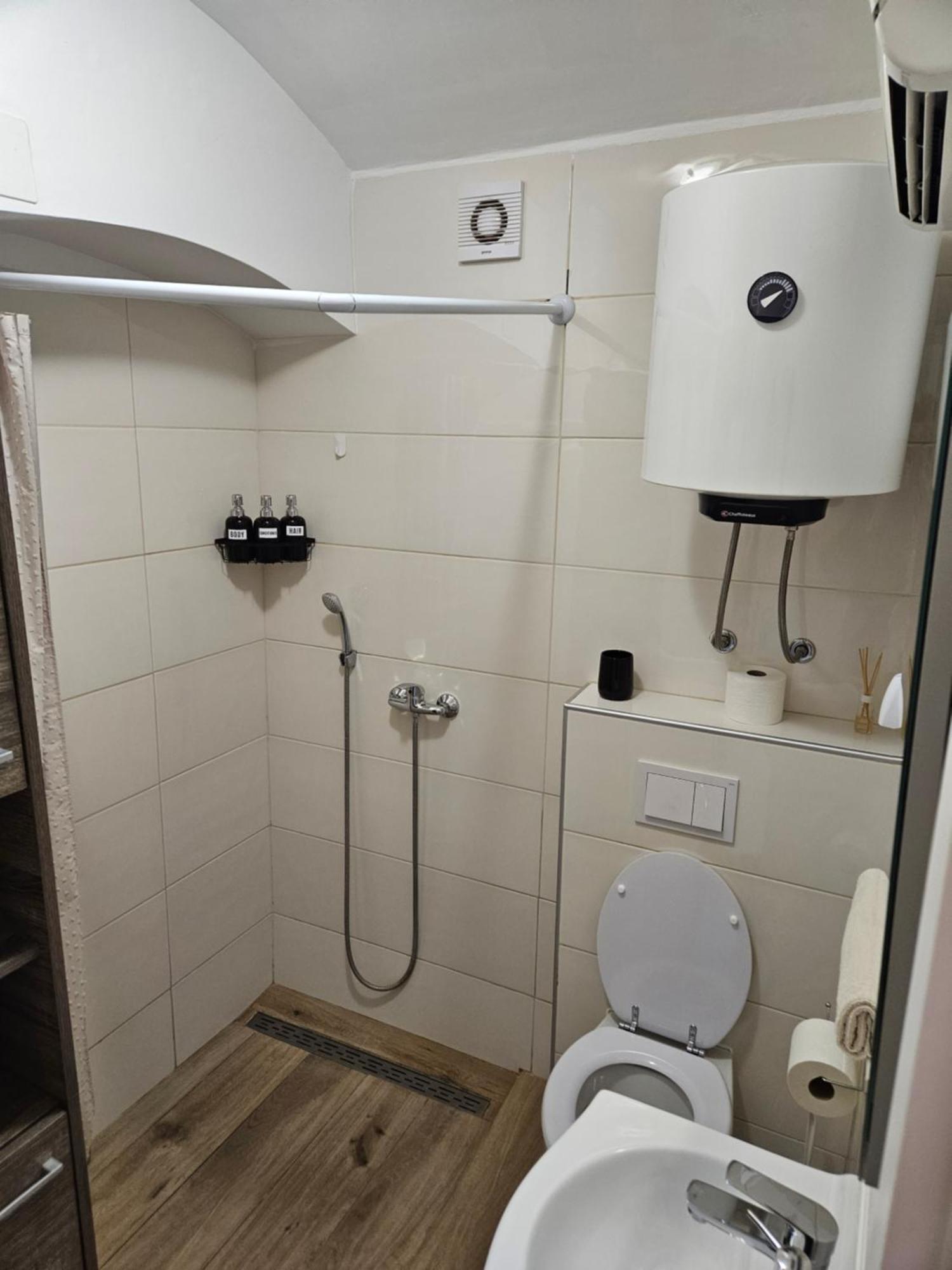 Apartment Maja - Strict Center Of 자그레브 외부 사진
