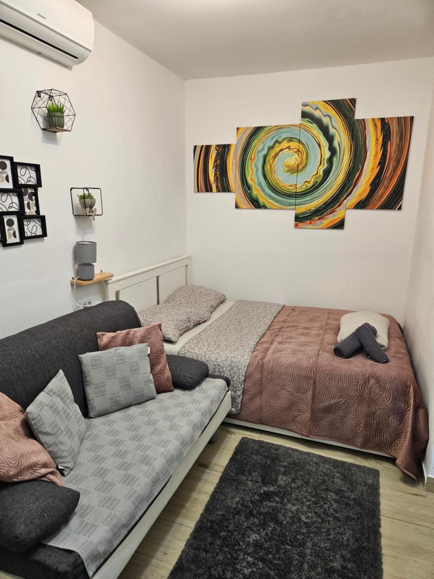 Apartment Maja - Strict Center Of 자그레브 외부 사진