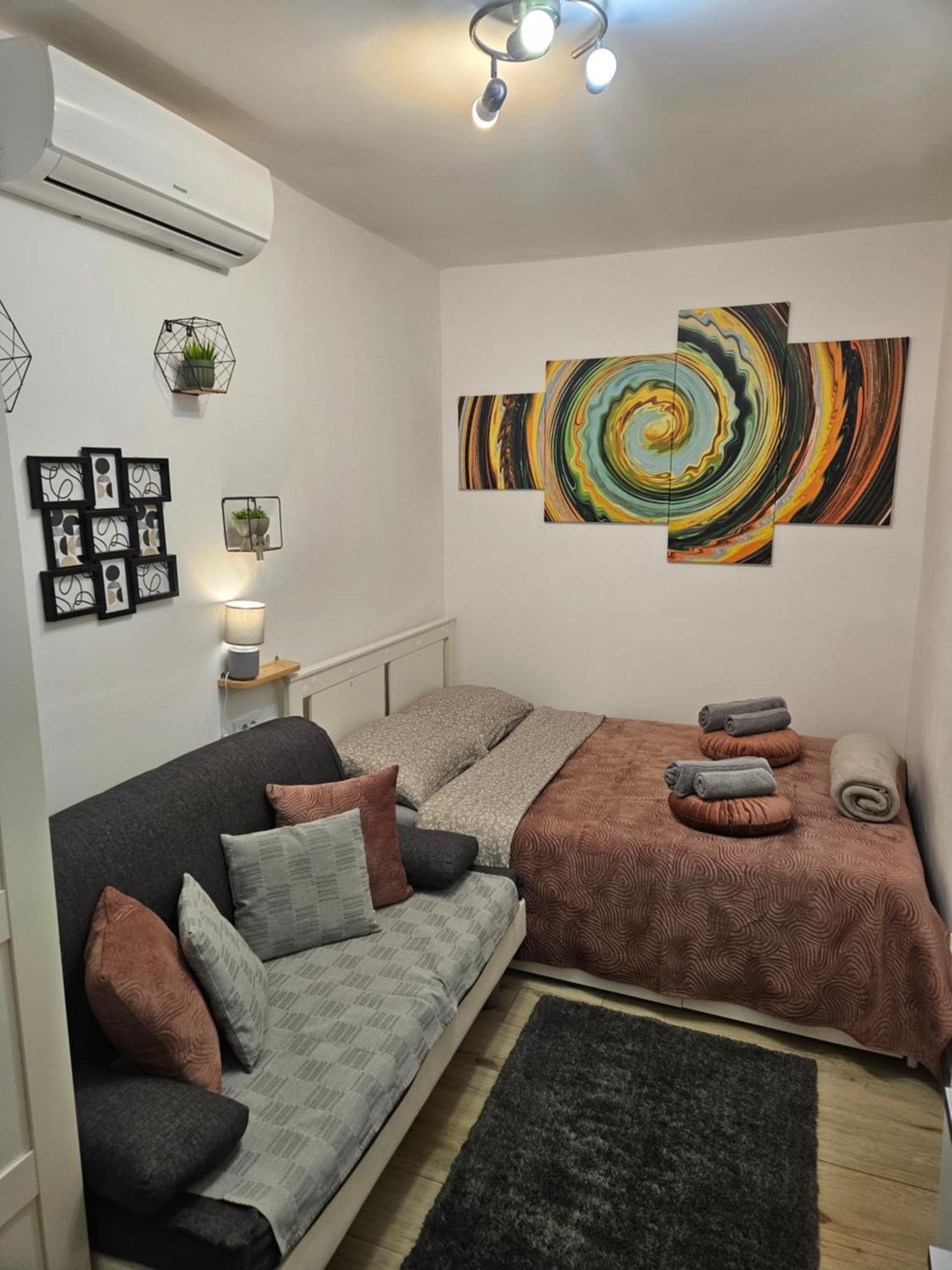 Apartment Maja - Strict Center Of 자그레브 외부 사진