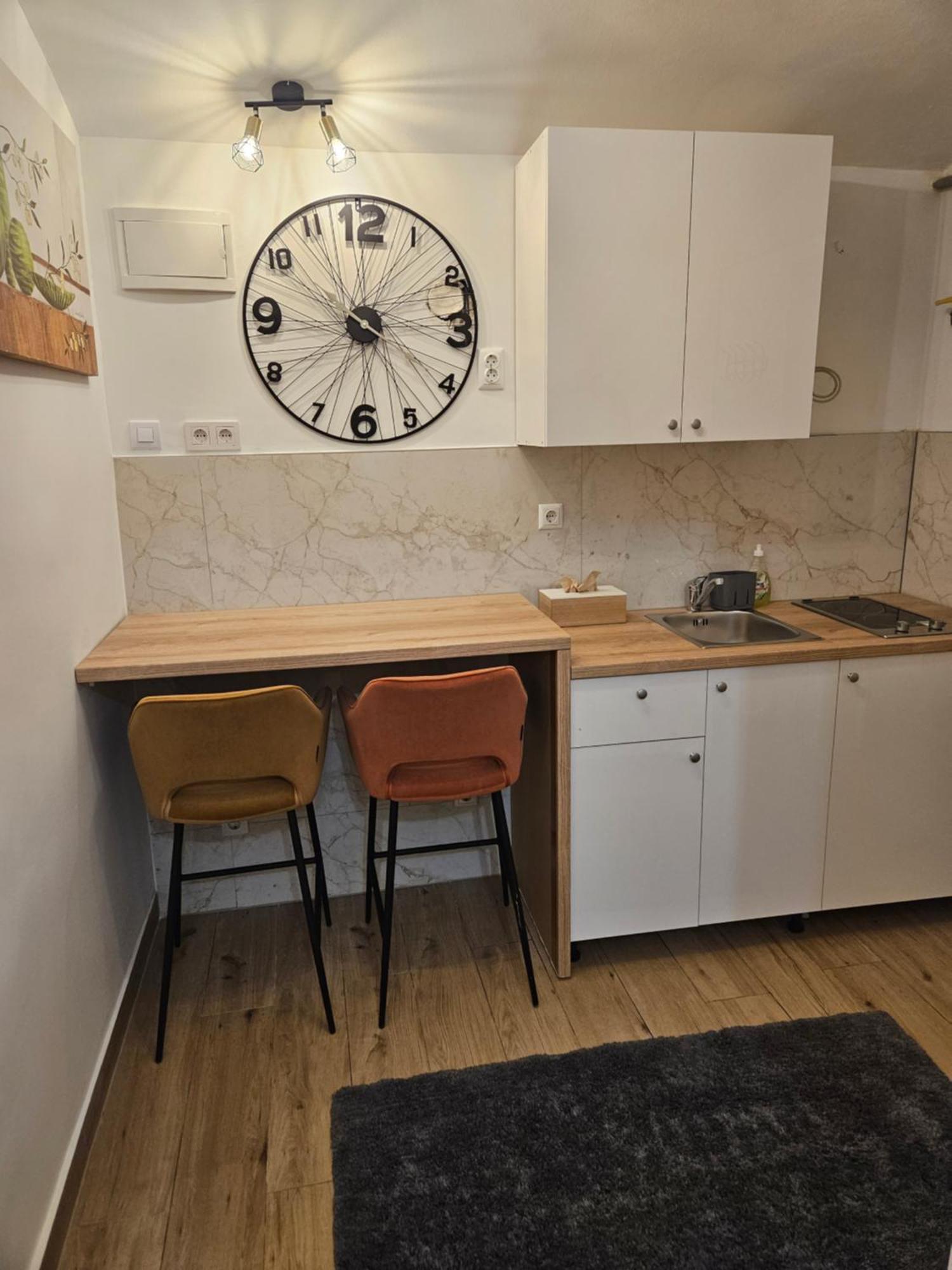 Apartment Maja - Strict Center Of 자그레브 외부 사진